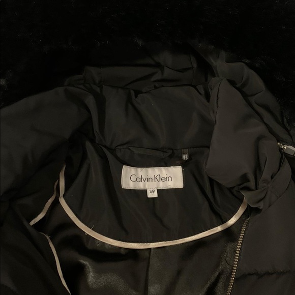 Calvin Klein faux-fur puffer winter jacket - Picture 2 of 4